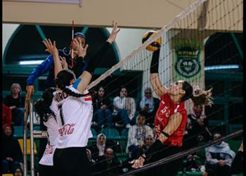 الأهلي يتوج بطلا لكأس مصر لآنسات الطائرة بعد فوزه على الزمالك