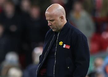 تشكيل سلوت يسبب أزمة كبرى في ليفربول وتحقيق محتمل