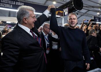 لابورتا عن تجديد عقد فليك بإمكانه البقاء في برشلونة 5 سنوات أخرى