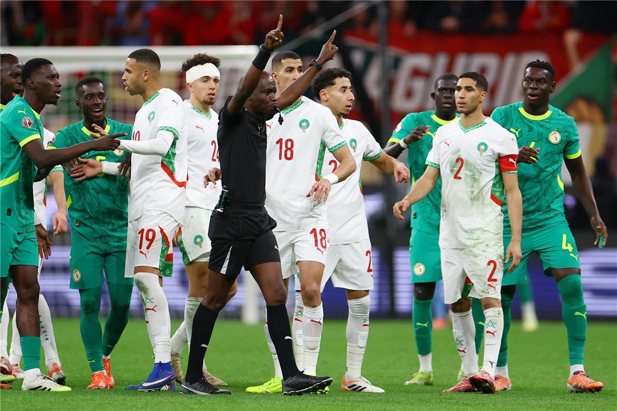 الأمين العام للاتحاد السنغالي: كاف فاسد.. والكأس لن يغادر البلاد 