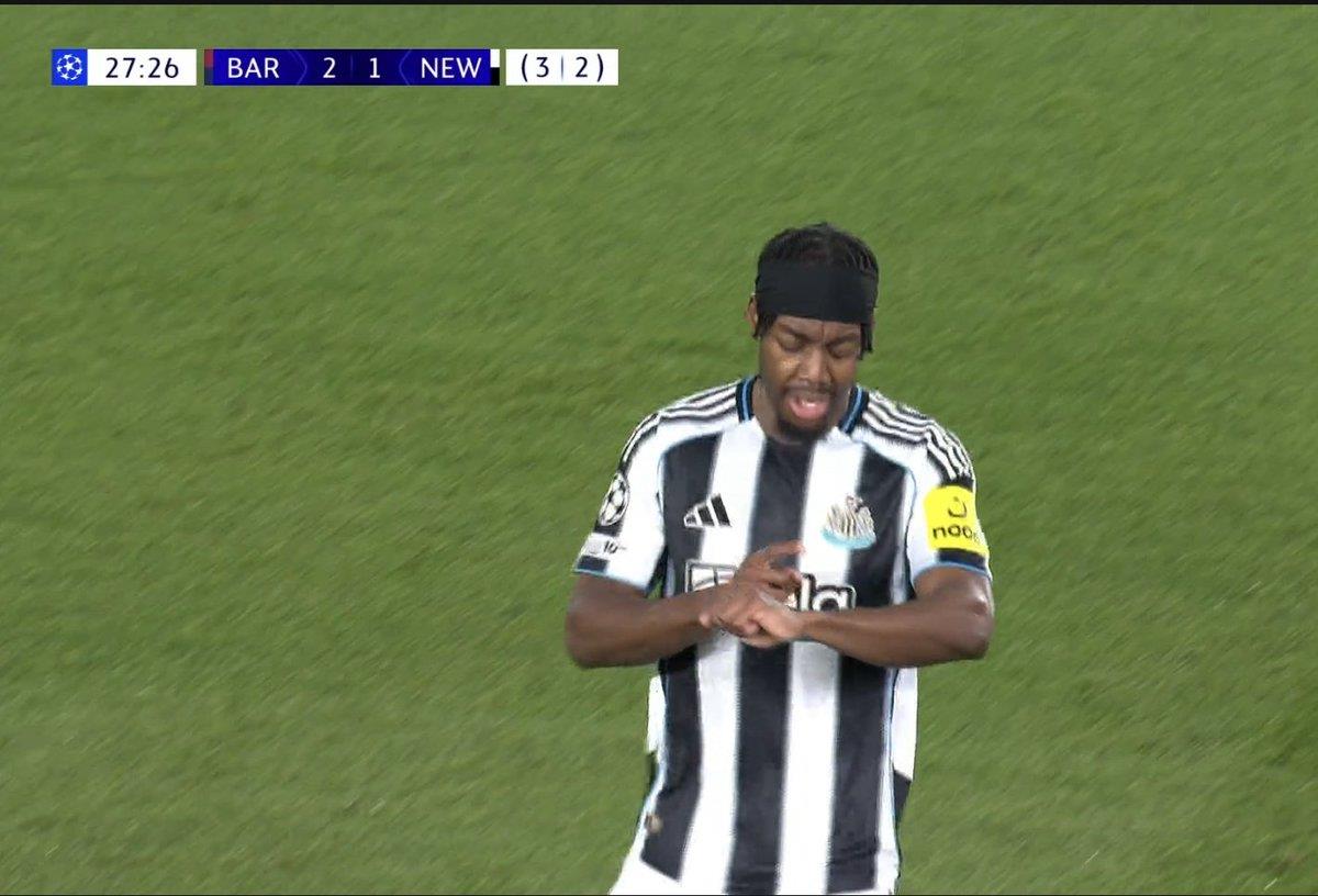 بخطأ لامين يامال.. إيلانجا يسجل هدف تعادل نيوكاسل أمام برشلونة