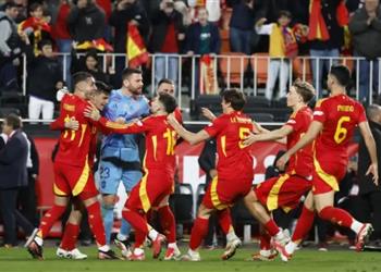 ماركا بسبب ودية مصر منتخب إسبانيا في ورطة