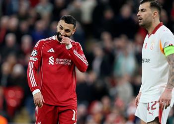 سلوت يتغزل في محمد صلاح ويعلن سبب استبداله أمام جالطة سراي