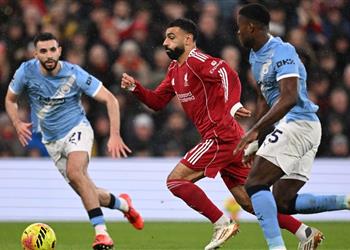 سلوت يعيد الجدل حول لقطة محمد صلاح وجويهي رأيت نفس اللعبة في مباراة كريستال بالاس ويونايتد