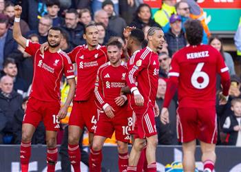 ألدريدج يحذر سلوت ثنائي ليفربول ارتكب أخطاء غير مفهومة أمام وست هام