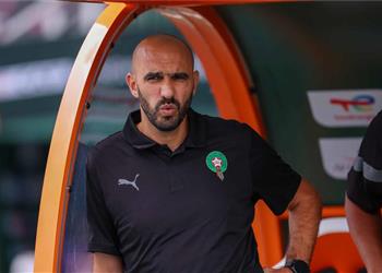 وليد الركراكي يقترب من تدريب أحد أندية الدوري السعودي