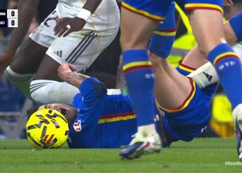 هل نجا مدافع ريال مدريد من الطرد خبير تحكيمي يكشف مفاجأة في لقطة روديجر المثيرة