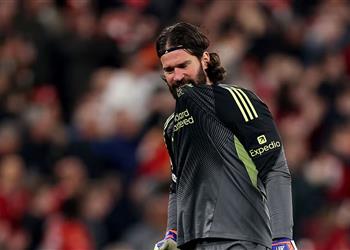 إيكو توضح موقف أليسون من خوض مباراة ليفربول وبرايتون