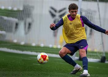 موعد والقناة الناقلة لمباراة برشلونة وسي إف دام اليوم في الدوري الإسباني للشباب