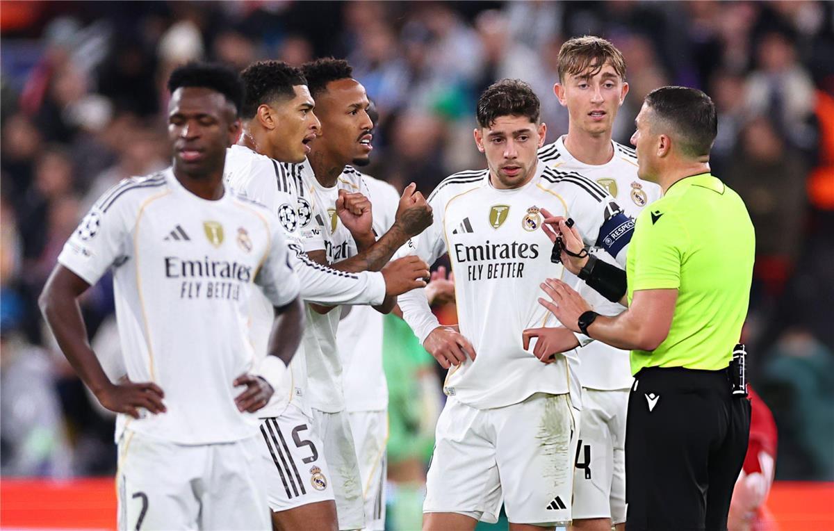 تألق لاعب ريال مدريد يجلب الاستقرار لخط الدفاع 