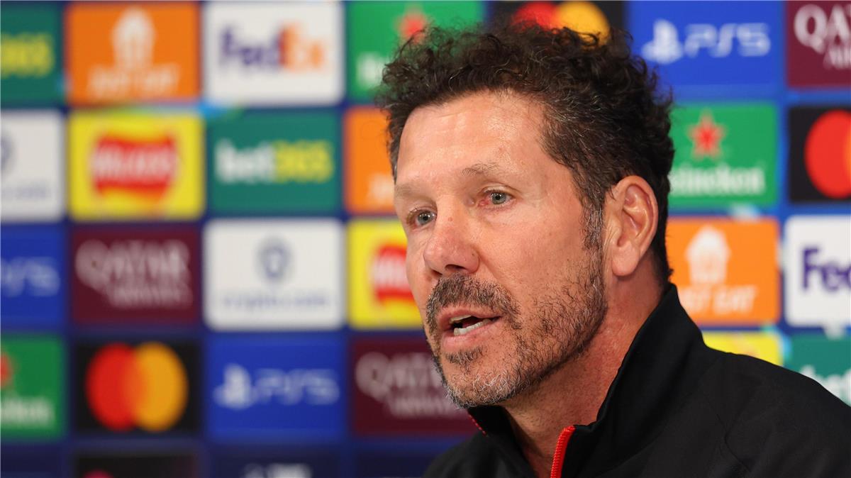 سيميوني: ديربي مدريد يعني لي الكثير .. وأربيلوا يقوم بعمل رائع 