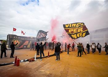 اعتقال بعض مشجعي الجيش الملكي والترجي قبل مواجهتي بيراميدز والأهلي بالقاهرة