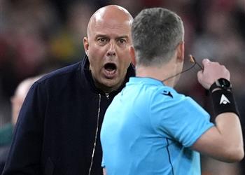 سلوت بعد الهزيمة أمام برايتون نفتقد محمد صلاح وتعرضنا لضربة موجعة