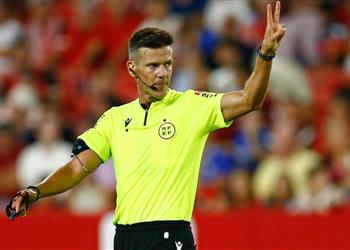 بسبب ريال مدريد وبرشلونة عقوبة فورية ضد أحد حكام الدوري الإسباني