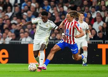 خبير تحكيمي يوضح مدى أحقية أتلتيكو مدريد في ضربة جزاء أمام ريال مدريد