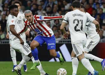 فيديو بـ10 لاعبين ريال مدريد يرفض الاستسلام ويقتنص فوز ا صعب ا أمام أتلتيكو مدريد في ديربي الليجا