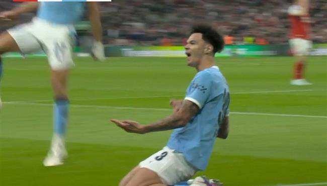 هدف مانشستر سيتي الاول في مرمي ارسنال بنهائي كأس الكاراباو
