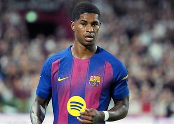 بديل راشفورد نجم بنفيكا يعلق على شائعات انتقاله إلى برشلونة