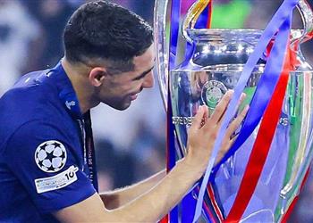 صحفي إسباني أشرف حكيمي يرغب في العودة إلى ريال مدريد