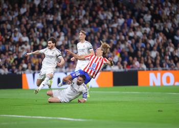 أتلتيكو مدريد يسخر من التحكيم الإسباني بسبب مباراة ريال مدريد