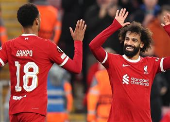 جاكبو لـ محمد صلاح بعد إعلان رحيله عن ليفربول أسطورة حقيقية