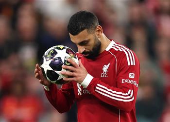 26 رقم ا فريد ا ليفربول يحتفي بإنجازات محمد صلاح بعد إعلان رحيله