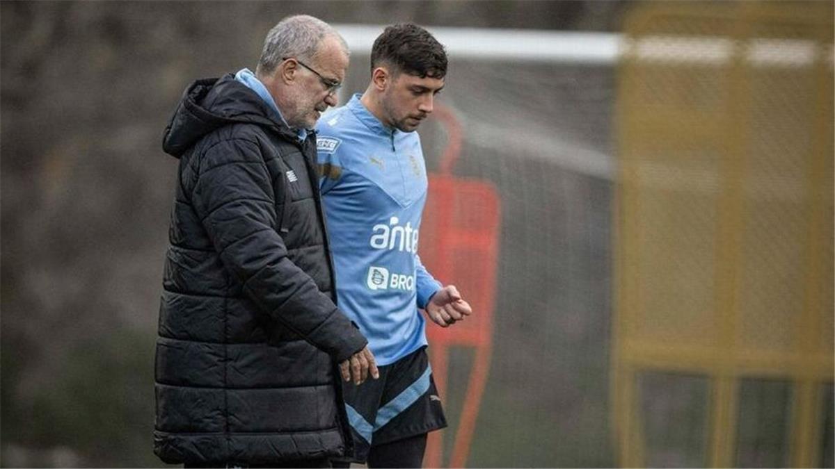 بييلسا يشيد بمستوى فالفيردي: أظهر جانبًا جديدًا من قدراته