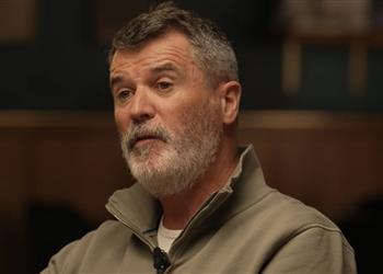 نقاش ساخن بين روي كين وكاراجر بسبب محمد صلاح الفرعون المصري أخطأ