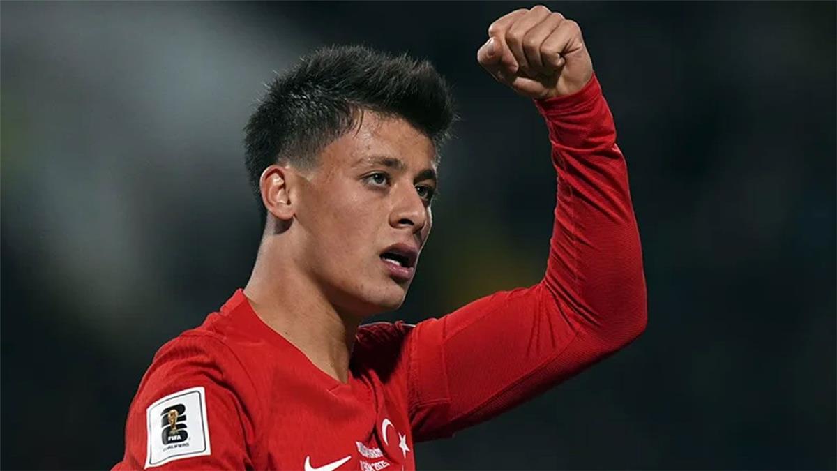 فيديو | جولر يقود تركيا للفوز على رومانيا والتأهل إلى نهائي ملحق كأس العالم