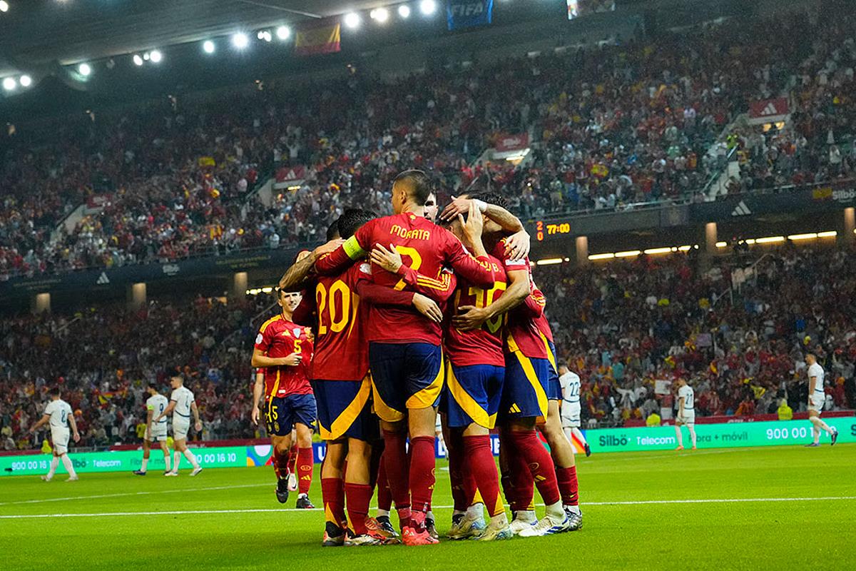 القناة الناقلة لمباراة إسبانيا وصربيا الودية اليوم