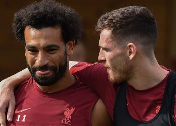 روبرتسون مشيد ا بـ محمد صلاح بعد إعلان رحيله حمل ليفربول على كتفيه