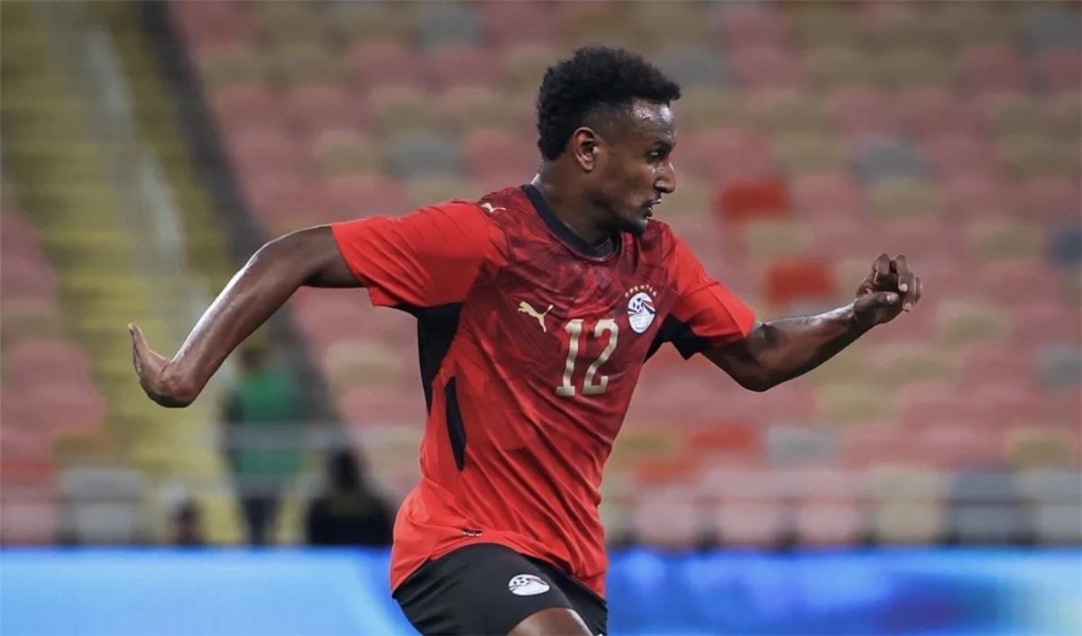 ريال أوفييدو يسلط الضوء على مشاركة هيثم حسن الدولية الأولى مع منتخب مصر