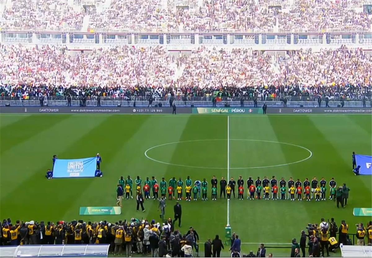 فيديو| منتخب السنغال يفوز على بيرو بهدفين وديًا استعدادًا لكأس العالم