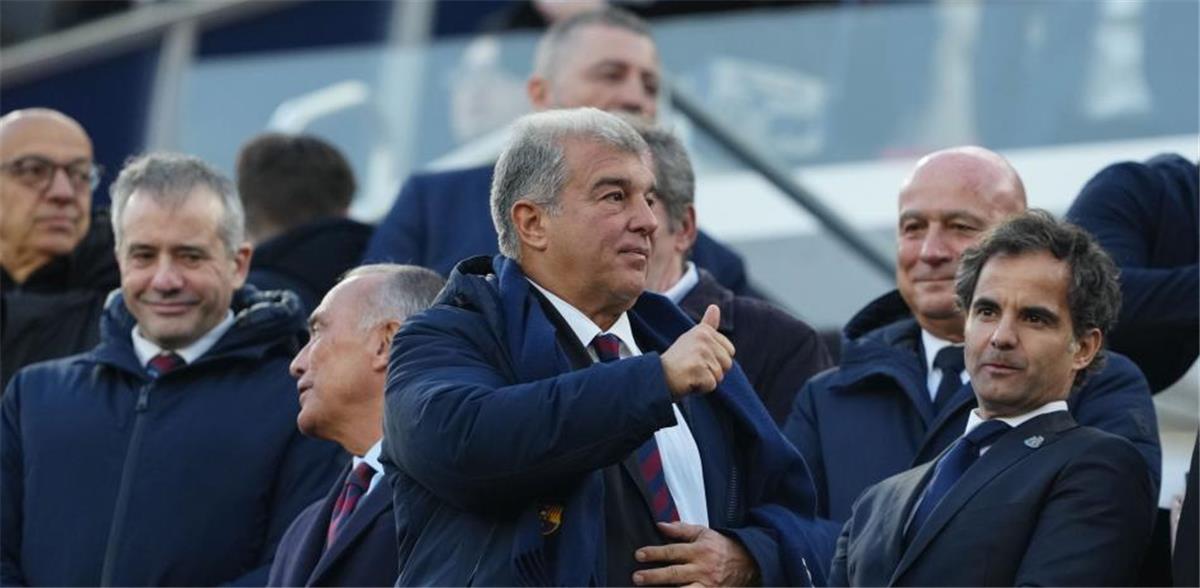 لابورتا يثير الجدل: الحكام يساعدون ريال مدريد.. وقرار رحيل ميسي صحيح