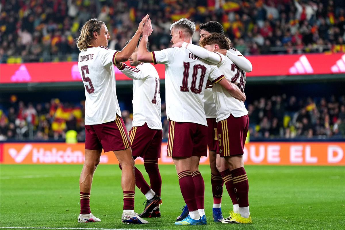 استبعاد لاعب منتخب إسبانيا من مباراة مصر للإصابة