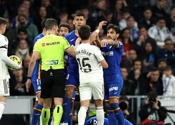 ماركا جماهير ريال مدريد سئمت من اللاعبين والغضب الحقيقي لم يأت بعد