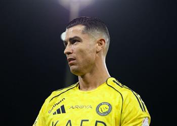 محلقة في سماء مصر طائرة رونالدو تغادر السعودية بسبب الحرب