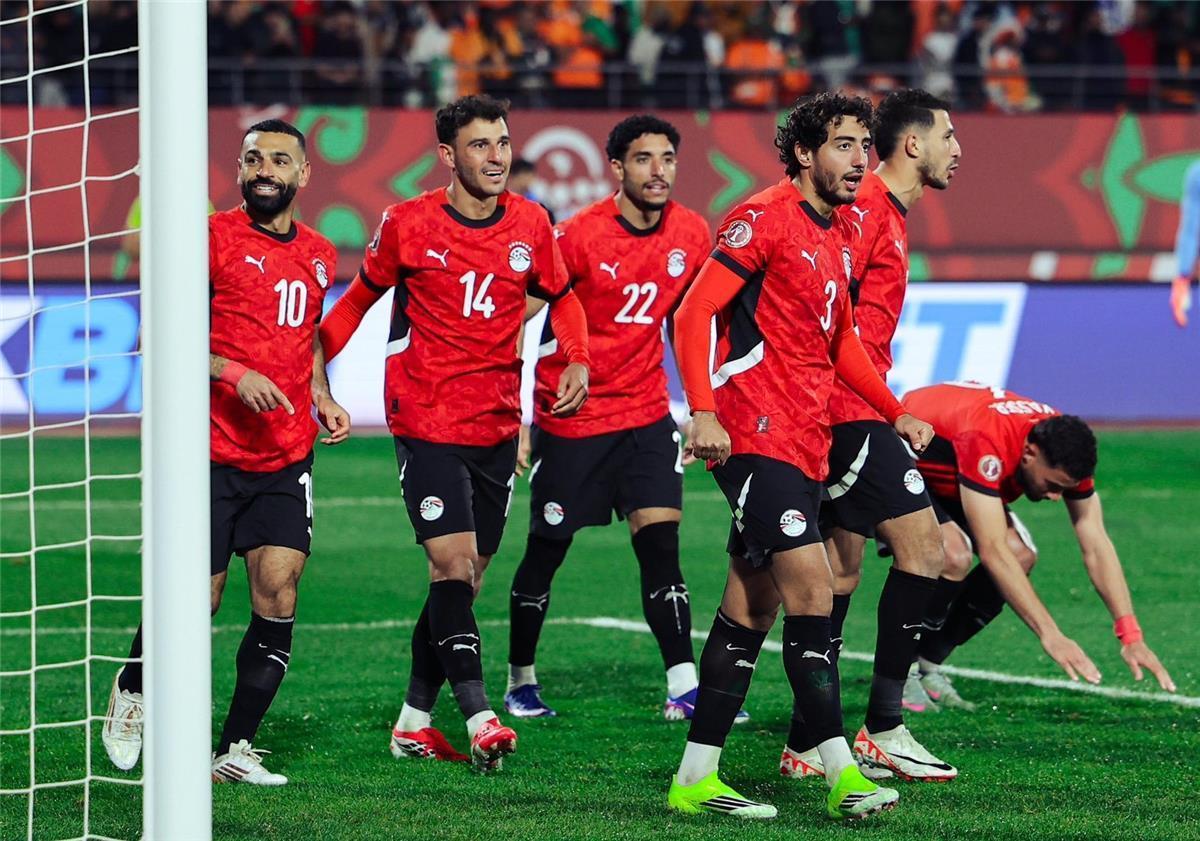 خاص | معسكر منتخب مصر بـ قطر في مهب الريح 