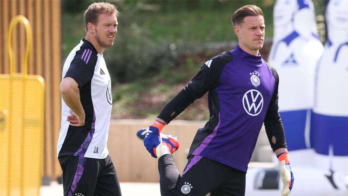 ناجيلسمان يوضح فرص تير شتيجن في المشاركة مع ألمانيا بـ كأس العالم