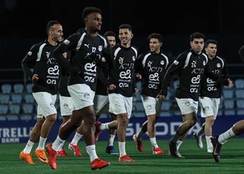 اتحاد الكرة ودية مصر وإسبانيا بدون ار وحسام حسن يمنح كبسولة لكل لاعب