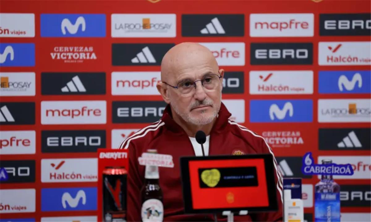 دي لا فوينتي: مباراة مصر وإسبانيا هامة للحاضر والمستقبل.. وهذا موقفي من مشاركة يامال