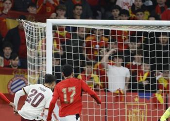 بيدري عن تعادل إسبانيا مع مصر طعم مر يجيدون التراجع واختراقهم صعب