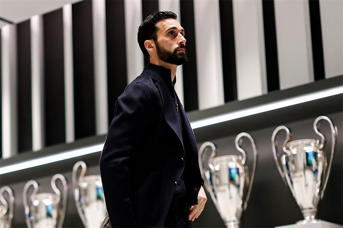 أزمة جديدة في ريال مدريد.. توتر بين أربيلوا و7 لاعبين بعد الهزيمة أمام خيتافي 