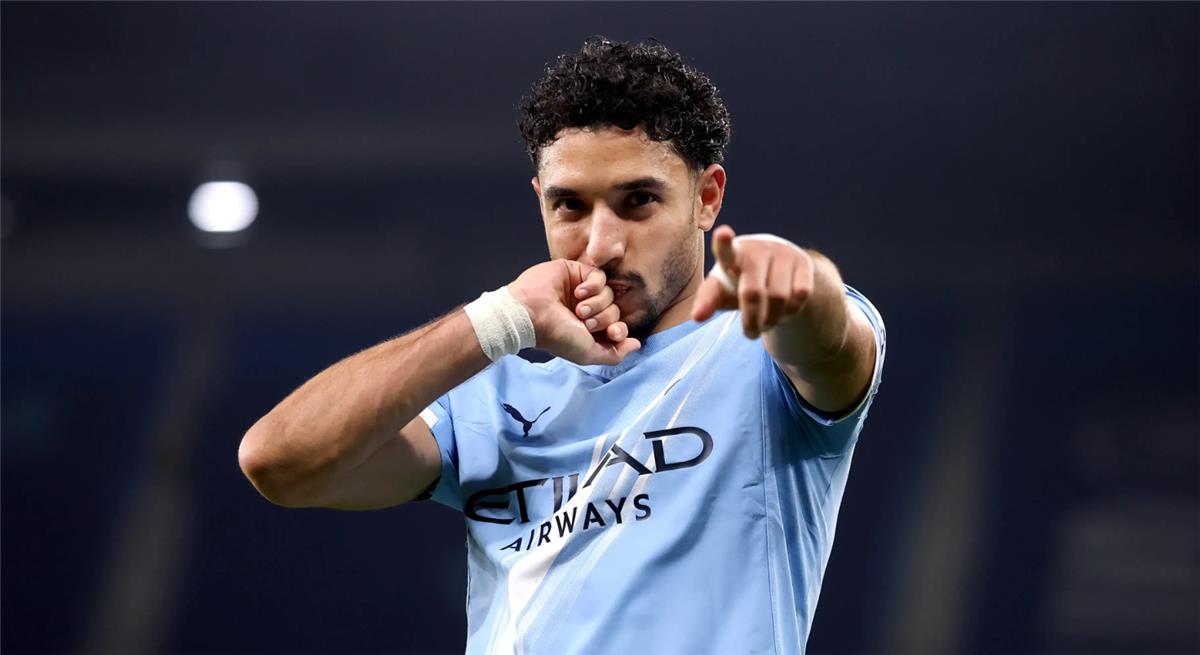 تشكيل مانشستر سيتي أمام نوتينجهام في الدوري الإنجليزي.. موقف عمر مرموش