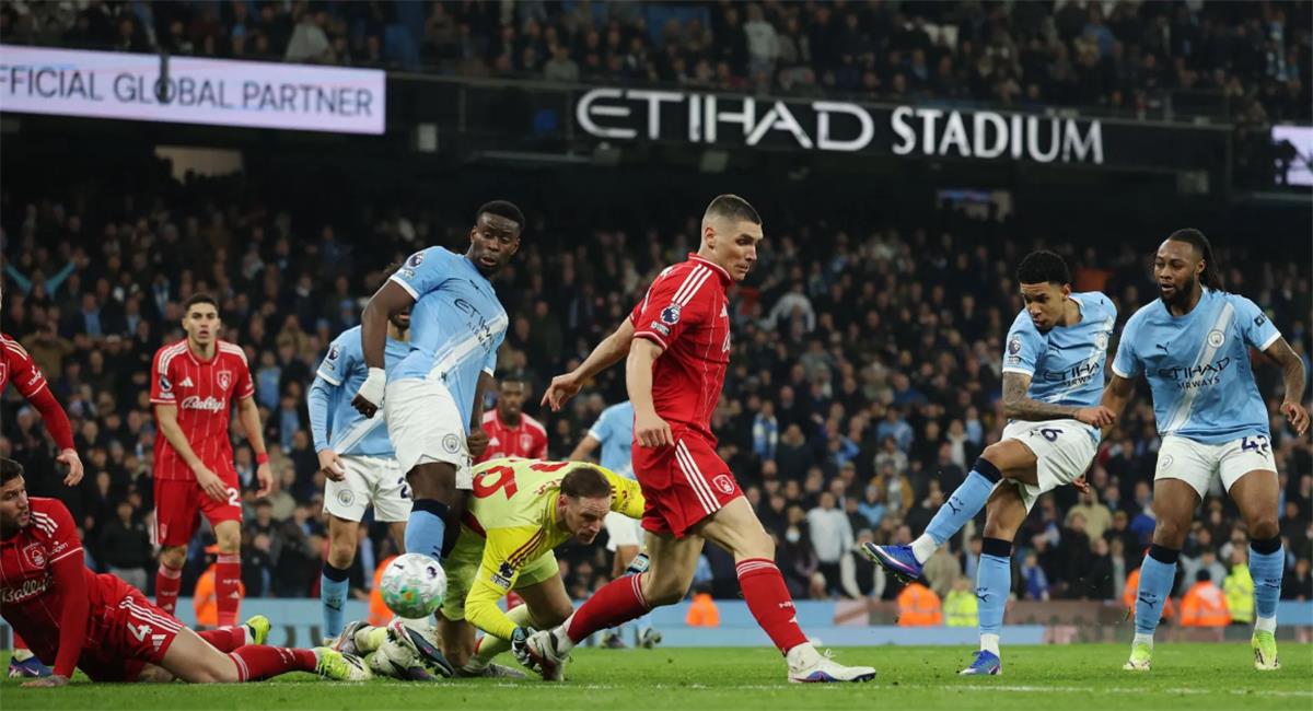 رجل مباراة مانشستر سيتي ونوتينجهام في الدوري الإنجليزي