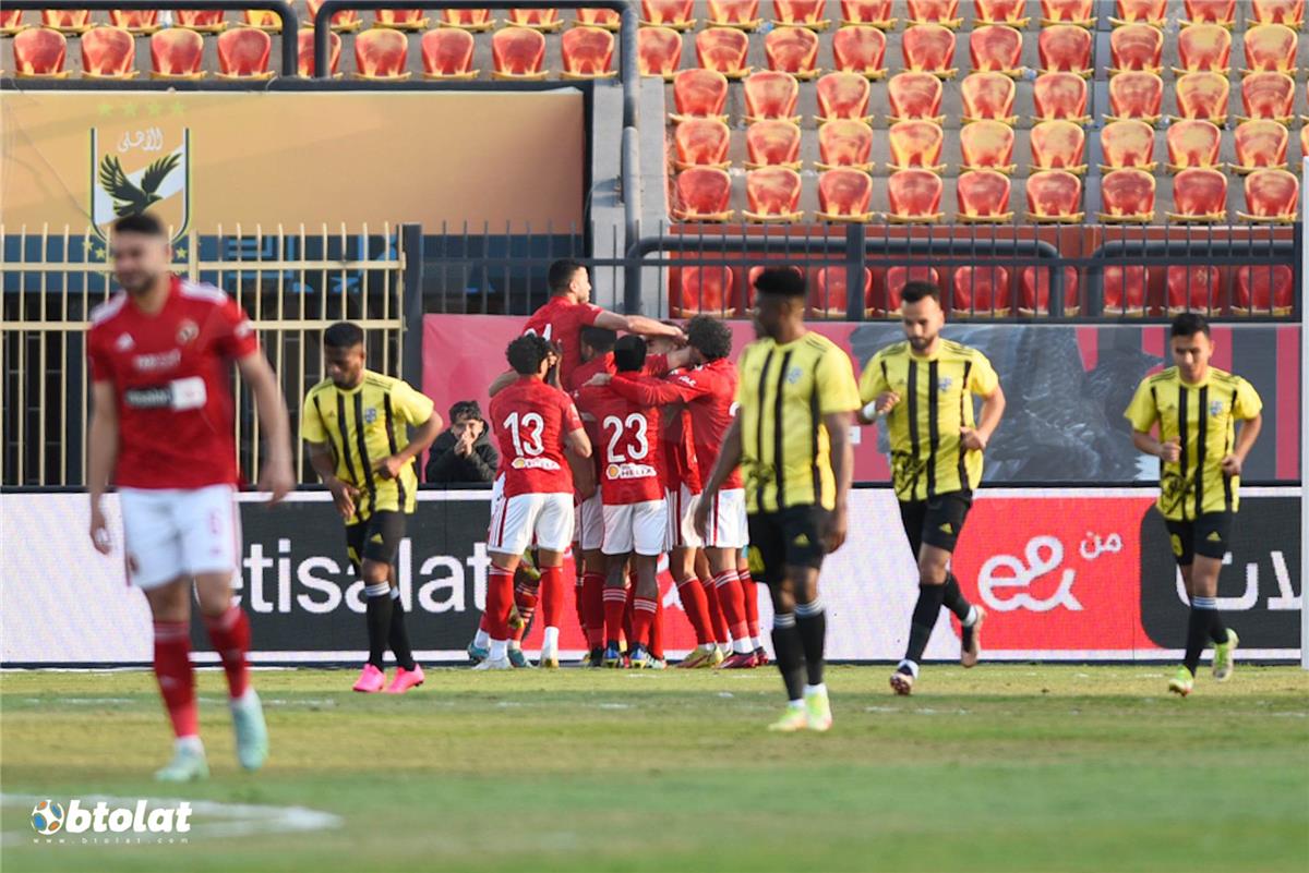 مواعيد مباريات اليوم الخميس 532026 والقنوات الناقلة.. الأهلي يواجه المقاولون العرب وبيراميدز أمام حرس الحدود