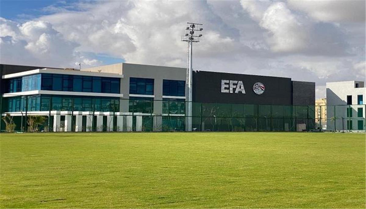 فيفا يخطر اتحاد الكرة بـ إعفاء حكمين من إدارة المباريات في التوقف الدولي