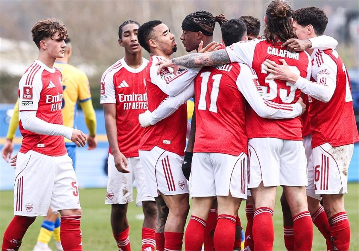 فيديو | آرسنال يعبر مانسفيلد تاون بصعوبة في كأس الاتحاد الإنجليزي