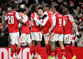 إيفرا عن فرص آرسنال في التتويج بـ الدوري الإنجليزي آمل ألا يخيبوا الآمال مجدد ا