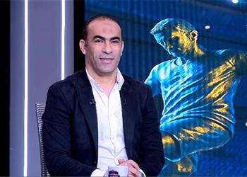 سيد عبد الحفيظ رئيس ا لبعثة الأهلي في تونس استعداد ا لمواجهة الترجي